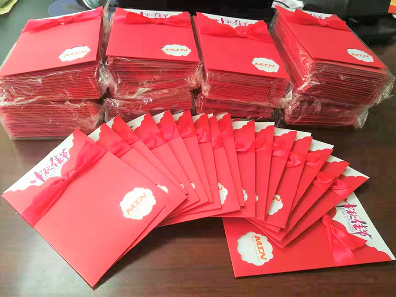 【人文關(guān)懷，月滿中秋，感謝您的家人】